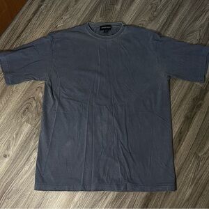 Denver Hayes men’s gray/blue t shirt